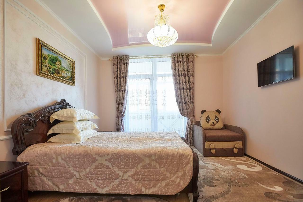 Luxury Apartament 2 Truskavets Exterior photo
